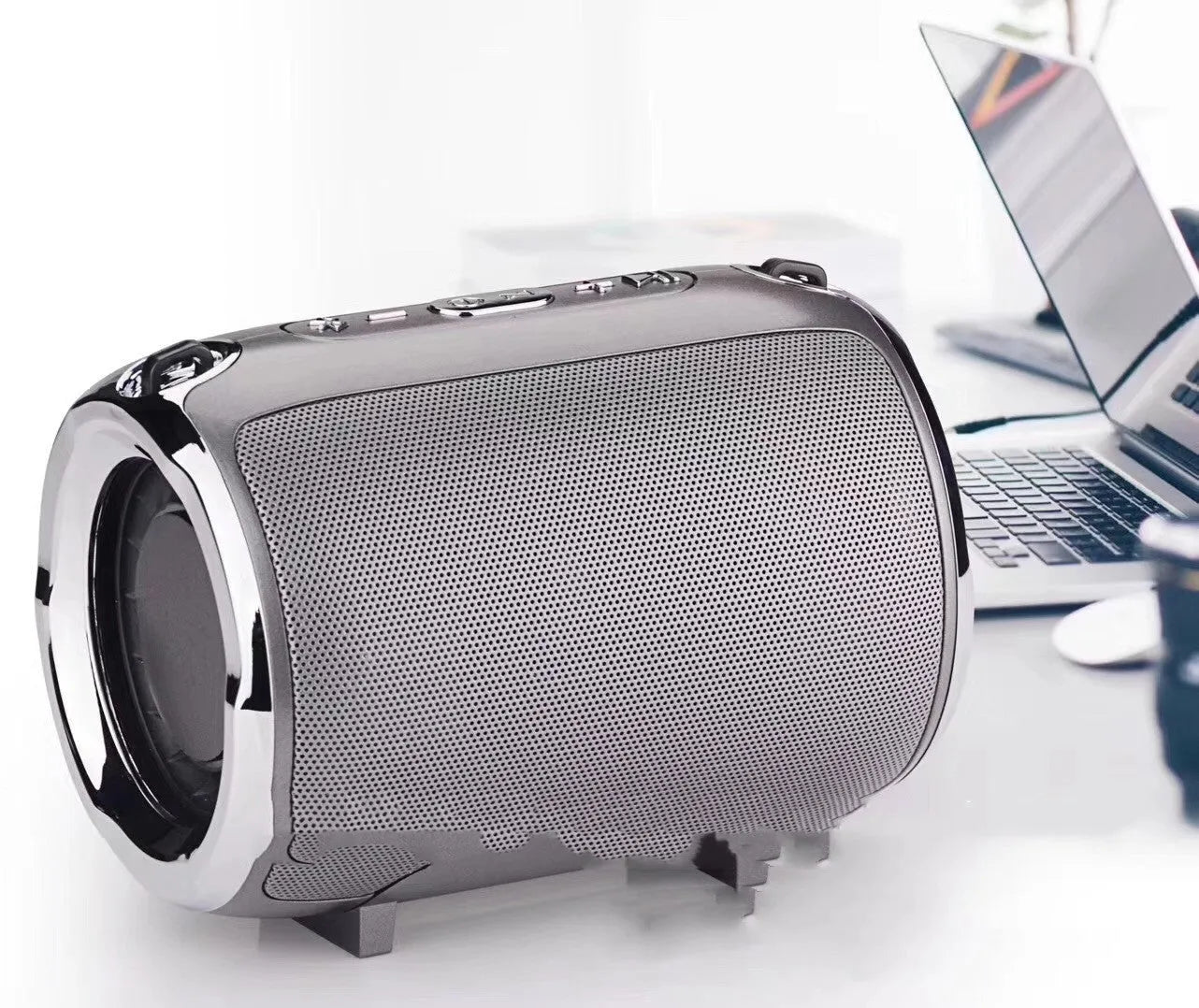 Portable metal sound card reader with subwoofer in black, blue, golden, red, or silver colour options.