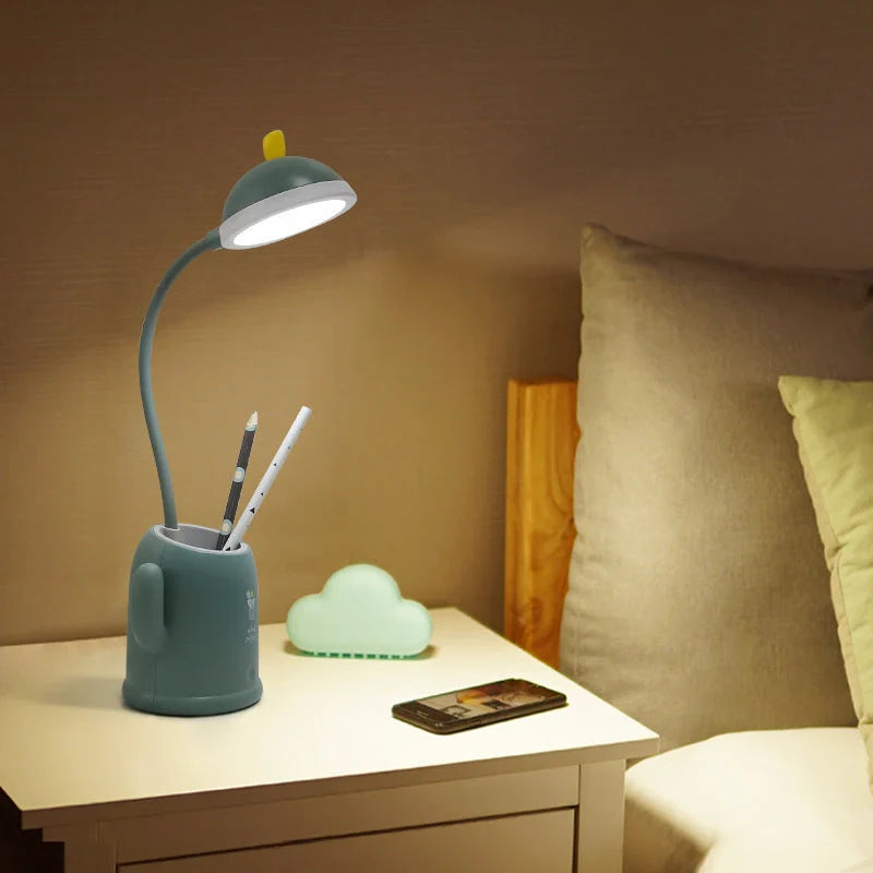 Cactus-shaped pen holder and table lamp with USB charging
