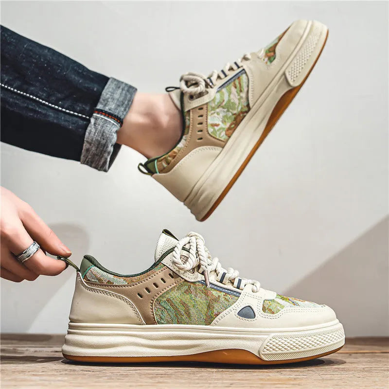 Flat-heel round-toe canvas leisure shoe in Milan green colour on a white background.