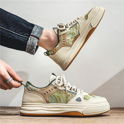 Flat-heel round-toe canvas leisure shoe in Milan green colour on a white background.