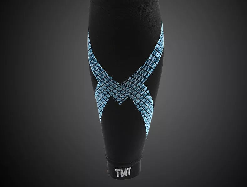Sports compression socks in nylon, sizes M to XL, for running and hiking