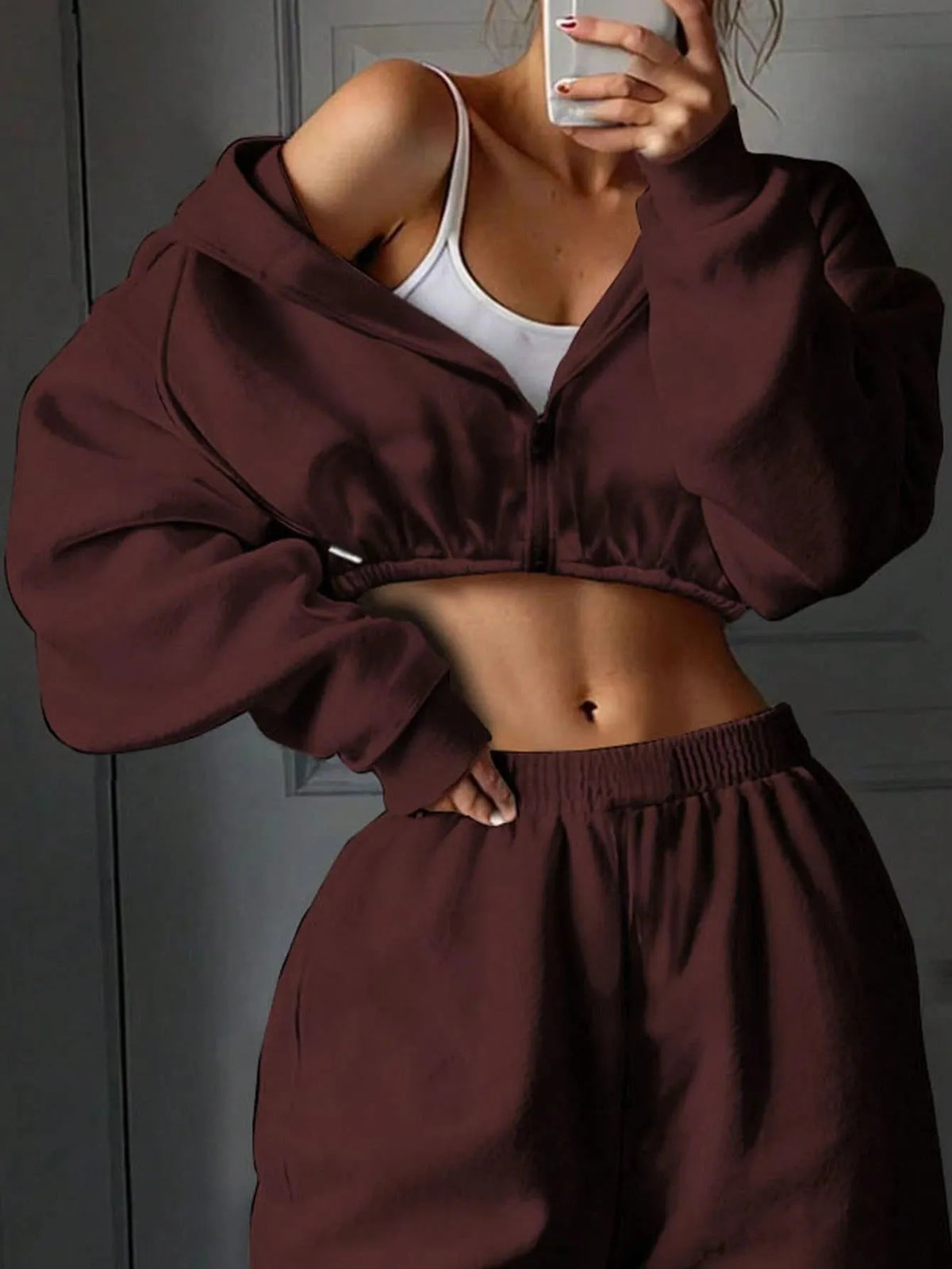 Long sleeve polyester sports tracksuit set in a choice of seven colours