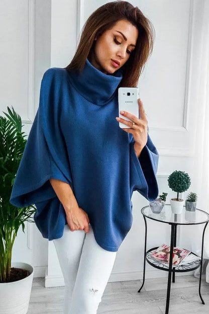 Women's extended length cardigan sweatshirt with batwing sleeves in blue colour