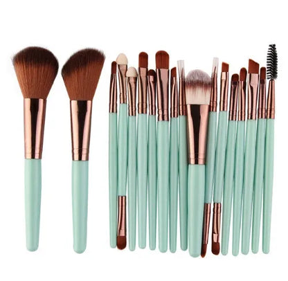 MAANGE 18-piece make-up and brush set with fan-shaped tools for blending and application