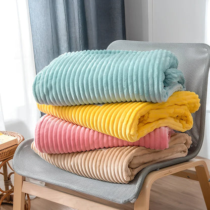 Flannel sheets solid blanket in blue, 150x200 cm size, polyester fiber for cosy bedding warmth
