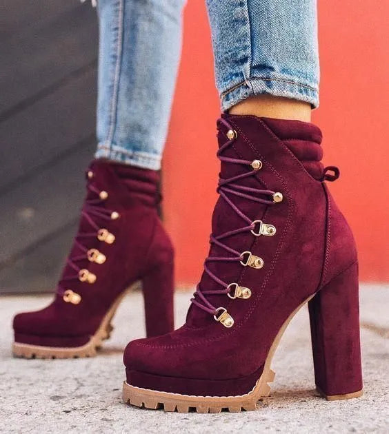 Table suede high heels in army green with 8cm thick heels, waterproof platform, and rivet details on Roman-style boots