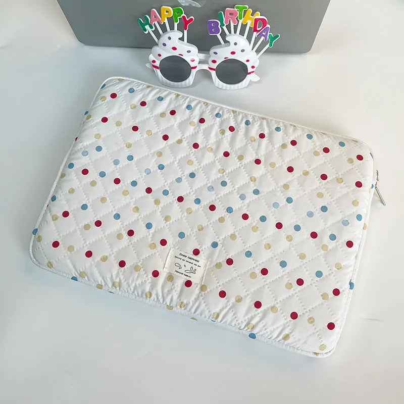 Women's polka dot laptop bag in three size options: 11 inches, 13/14 inches, and 15/15.6 inches.