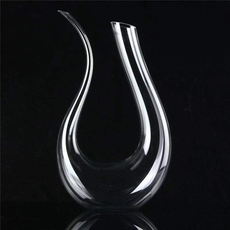 Premium crystal wine decanter with built-in pourer for effortless wine service and enhanced flavor profile