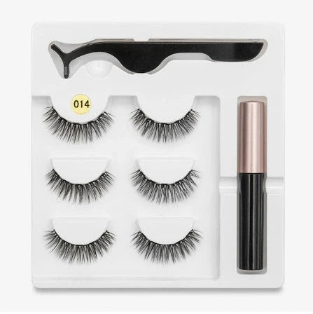 Magnetic false eyelashes set for easy, glue-free application and a stunning look.