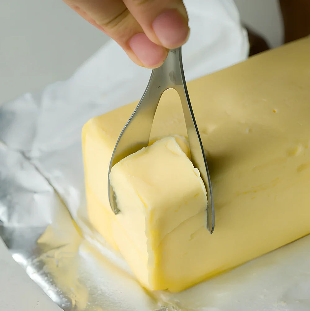 Stainless steel butter cutter with 12cm blade and 60 degree tip angle