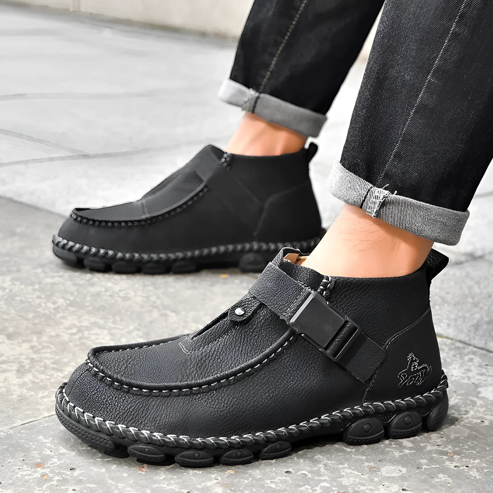 Handmade stitching casual flat slip-on shoes in black PU leather with low 1-3cm heel and shock absorption sole