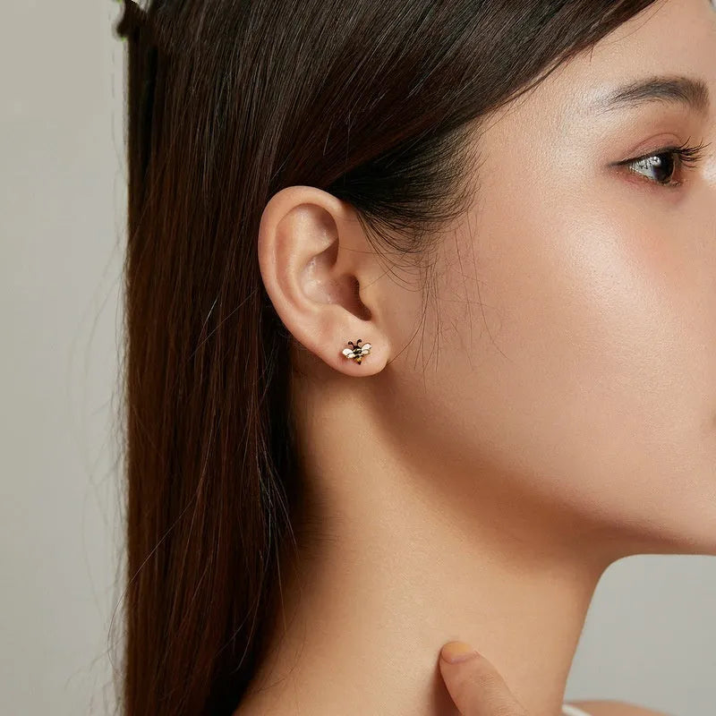 S925 silver bee insect ear studs in Mori style, each measuring 0.7 x 0.8cm, shown as a pair