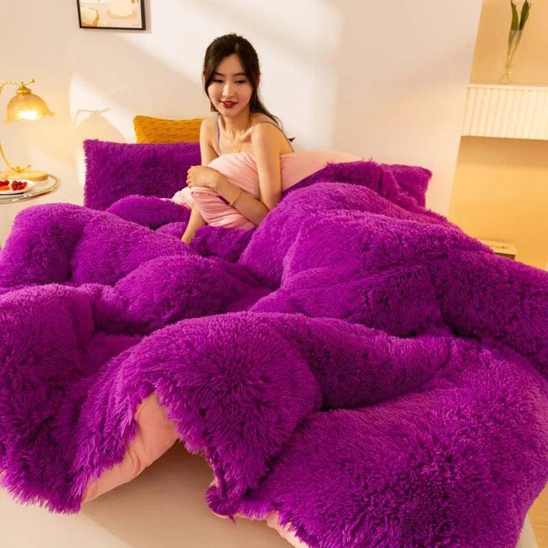 Double sided velvet winter quilt showing mink velvet and crystal velvet textures in meizi jade colour