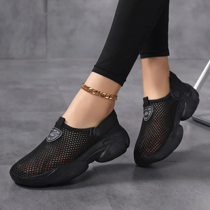 Women's Flyknit casual sports sandals in beige colour with round toe holder