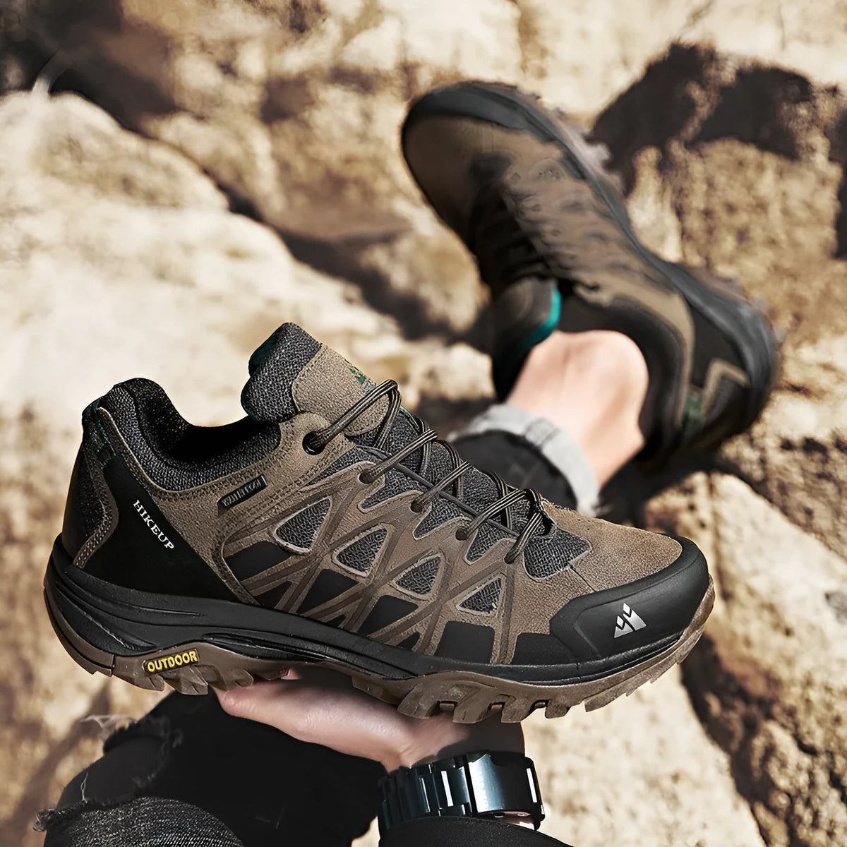 Men's synthetic leather climbing shoes in khaki, grey, or black with round toe and low heel.