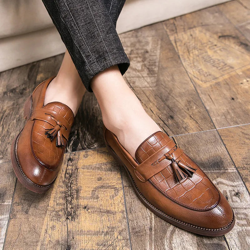 Men's casual leather shoes in black or brown with PU upper, PU sole and round toe, sizes 38-47