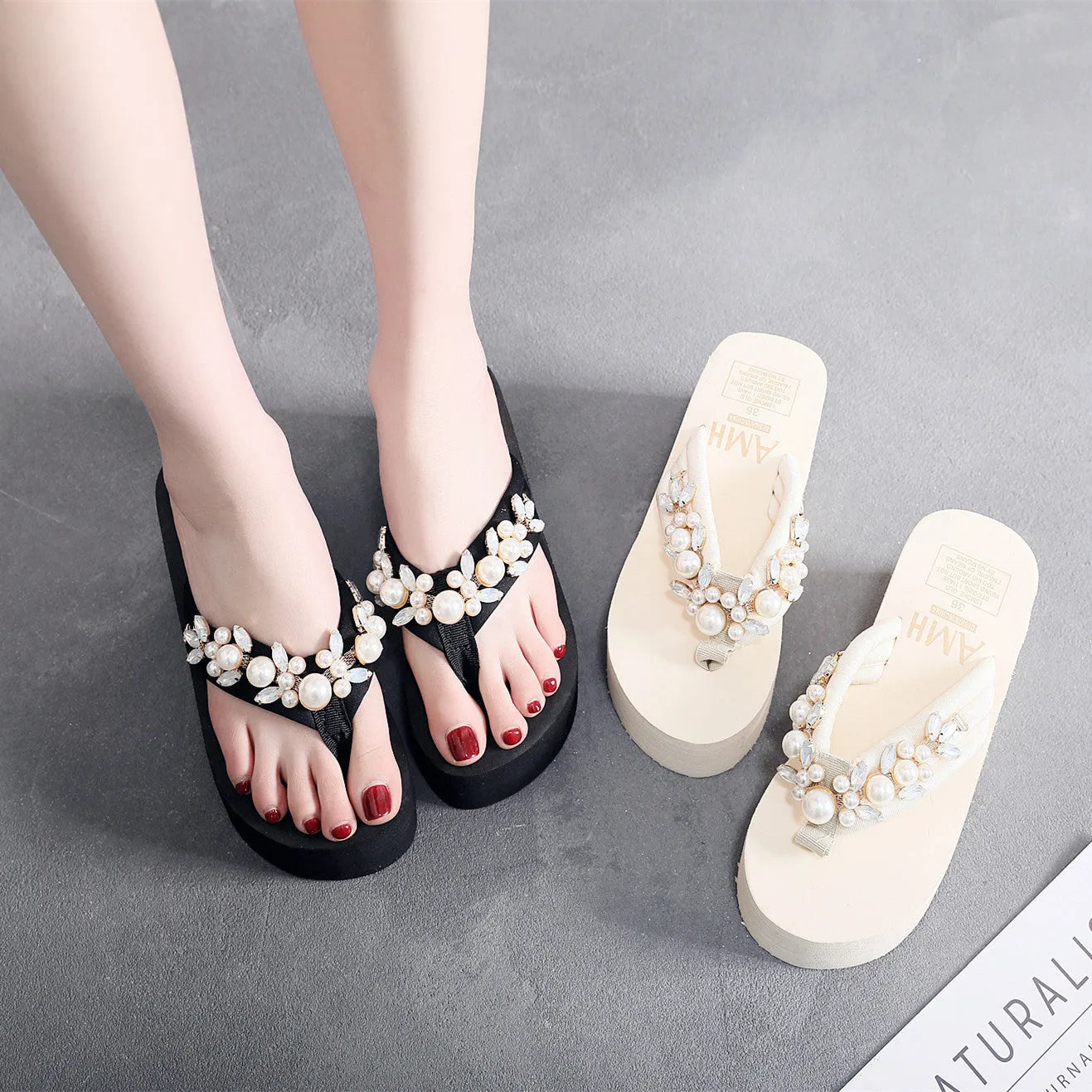 Women's high-heeled flip-flops with cotton cloth upper in beige and black colour options