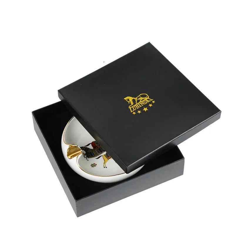 Handmade bone ceramic cigar ashtray with gold drawing finish, square 175mm size.