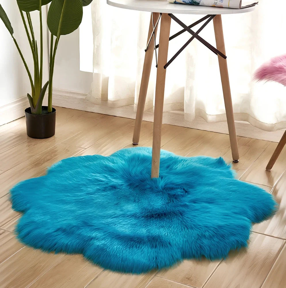 Artificial woolen carpet rug with floral sheepskin pattern in plush fabric, available in multiple sizes and colours