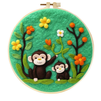 Round three-dimensional embroidery kit with linen fabric, wool felt pieces, and embroidery frame for 20x20 cm blanket painting