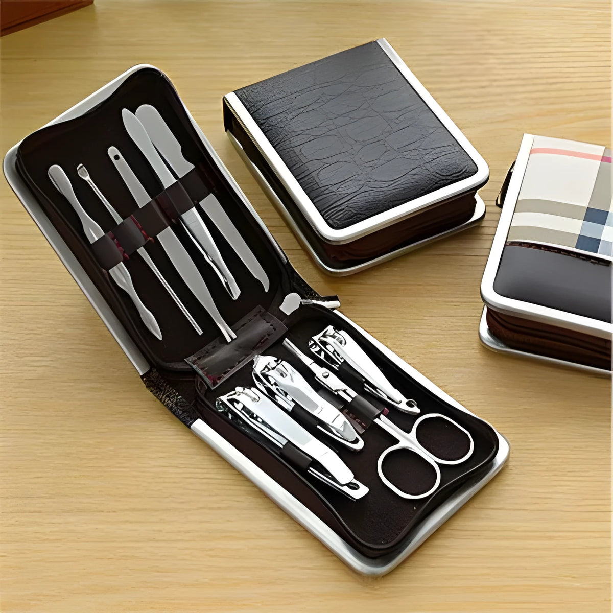 9-piece stainless steel nail clipper set, 10cm by 8cm by 2cm, 123g, compact manicure kit with random colour tools