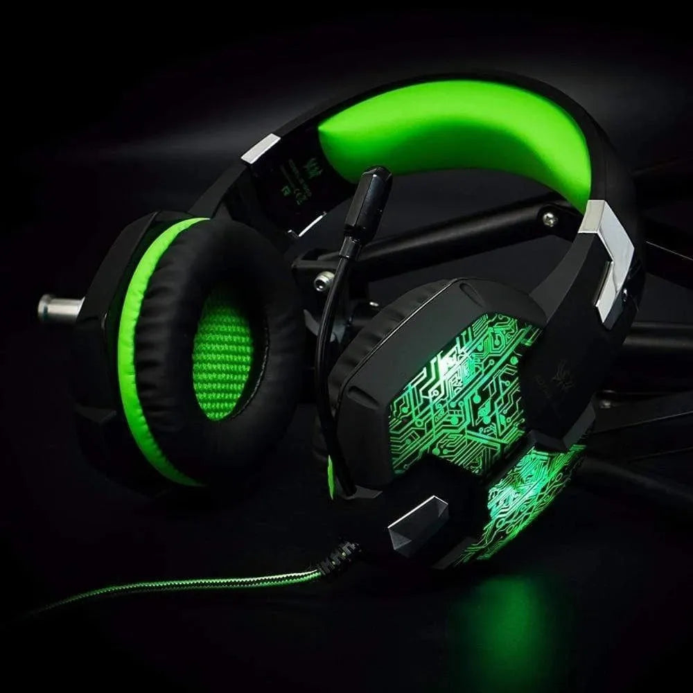 G1000 gaming headset with microphone in Blue, over-ear wired design with 3.5 dual plug and USB connection