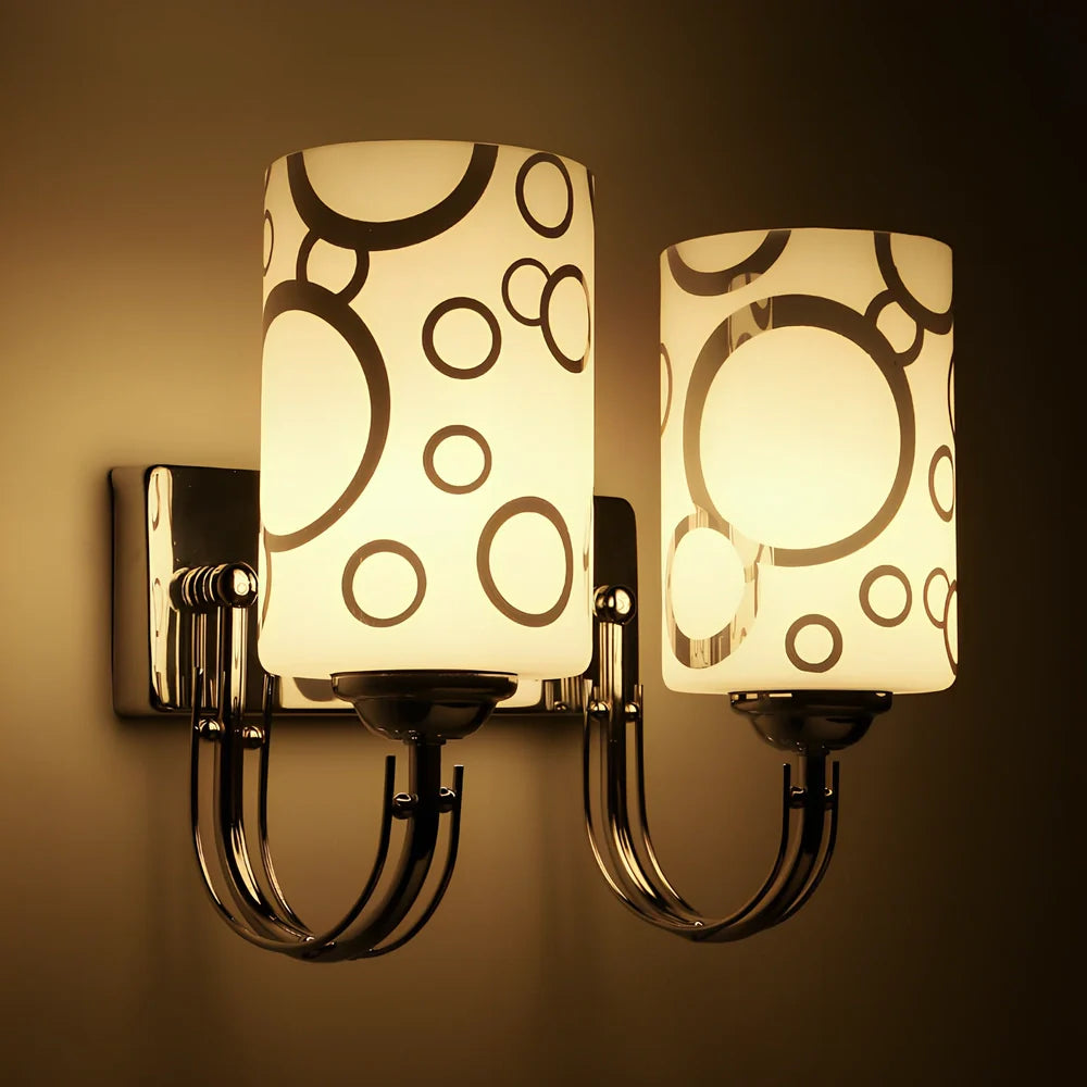 Petal-shaped acrylic LED wall light with 32,000-hour lifespan and 85-265V operation