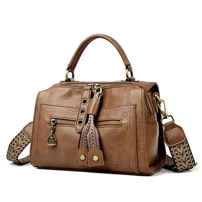 Women's grey one-shoulder crossbody bag with retro style and square shape