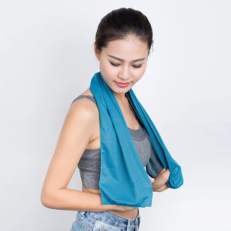 Microfiber sports cooling towel in various colours showing 30x100cm dimensions