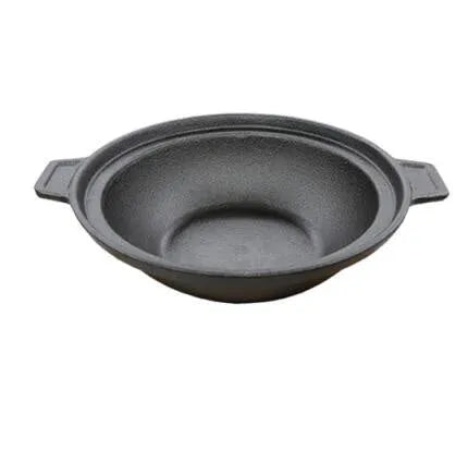 Silver cast iron cooking pot with glass lid and rattan basket in 20cm diameter size