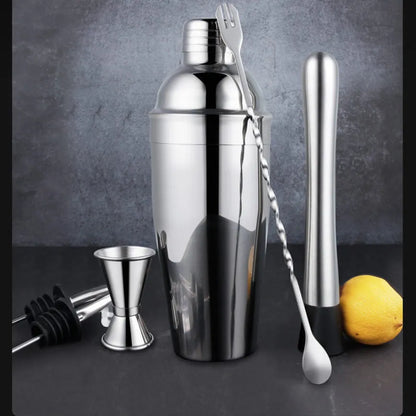 23-piece stainless steel cocktail set with acrylic European-style components for home bar mixing
