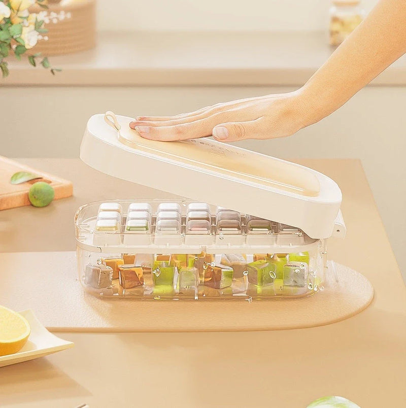 High-Capacity Ice Cube Tray with Shovel - Premium Kitchen Gadget