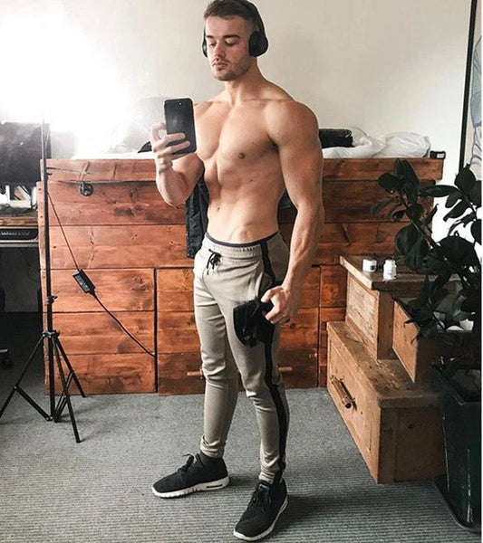 Versatile sports cropped pants in various colors and sizes, made of durable polyester fiber for active lifestyles