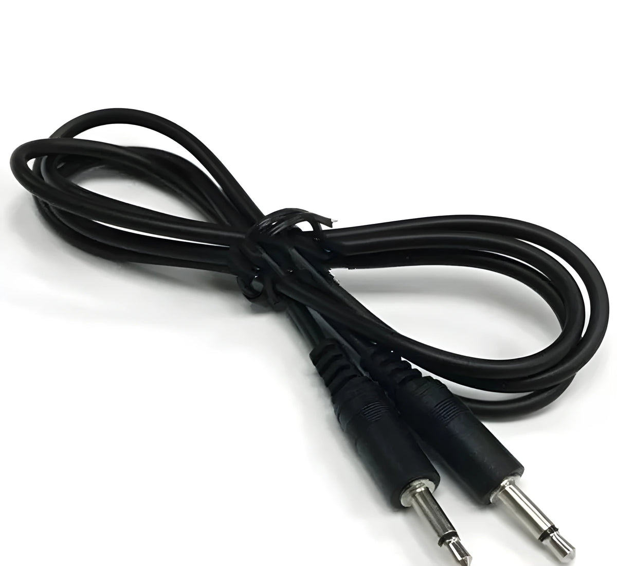 1 metre long 3.5 mm male to female stereo audio extension cable on a white background.