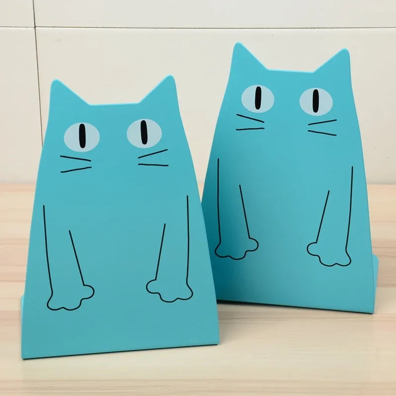 One pair of iron bookends, 14 x 20.5 x 10.5cm, in blue or yellow, holding books upright on a shelf.