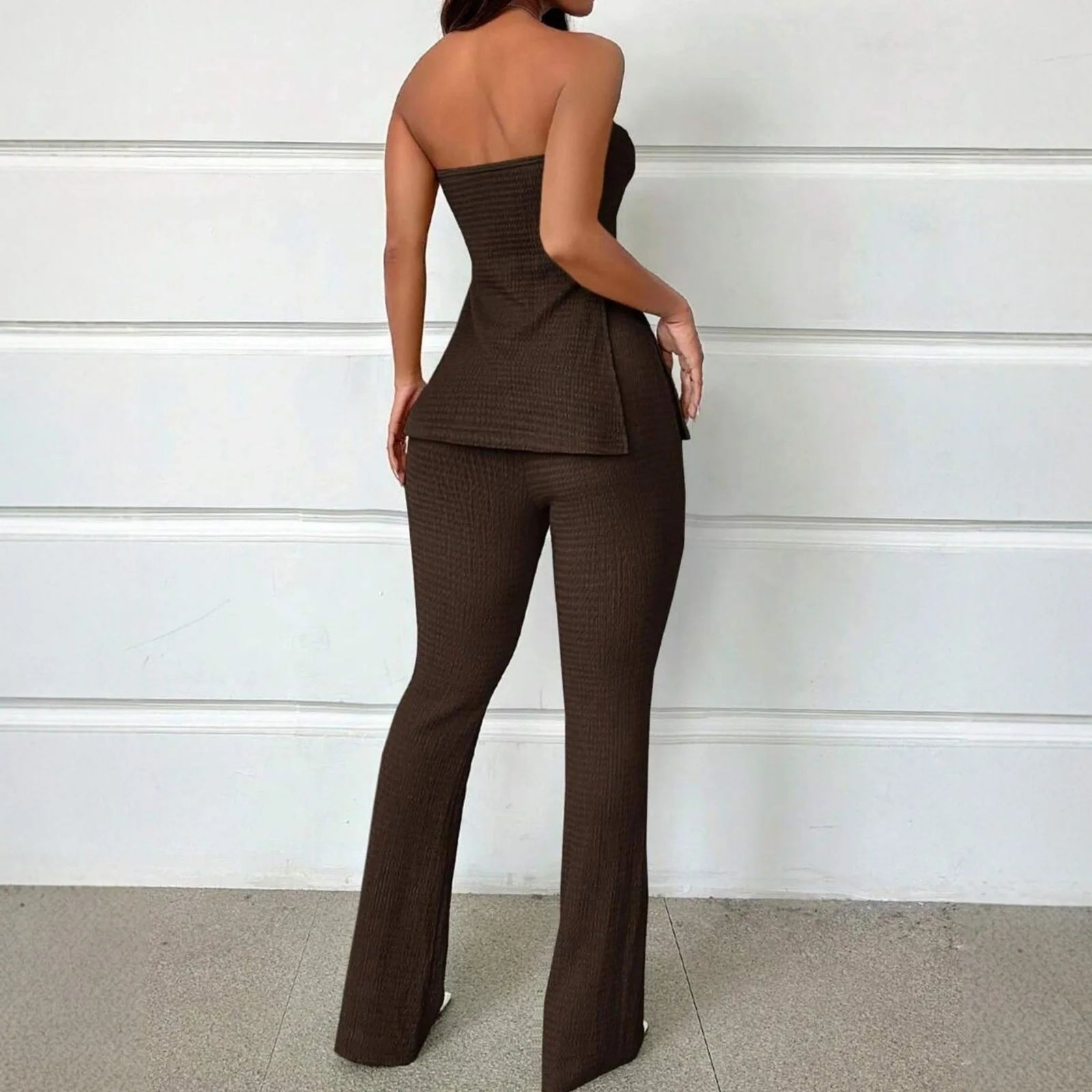 Brown sleeveless top and bell-bottom trousers women's suit set on hanger