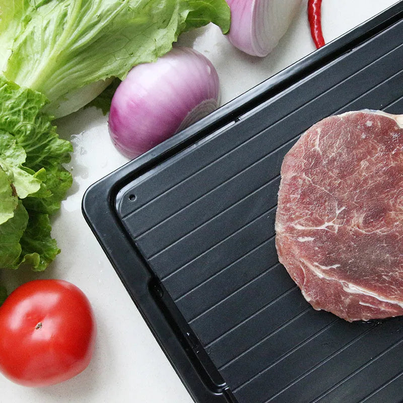 Quick Defrost Tray with Drip Tray Fast Thawing Plate for Frozen Food Silicone and Aluminium Alloy Kitchen Tool for Home Camping BBQ Multiple Sizes