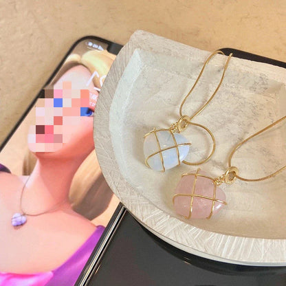 Elegant gold-plated moonstone necklace with a heart-shaped pendant, perfect for fashionable women and girls