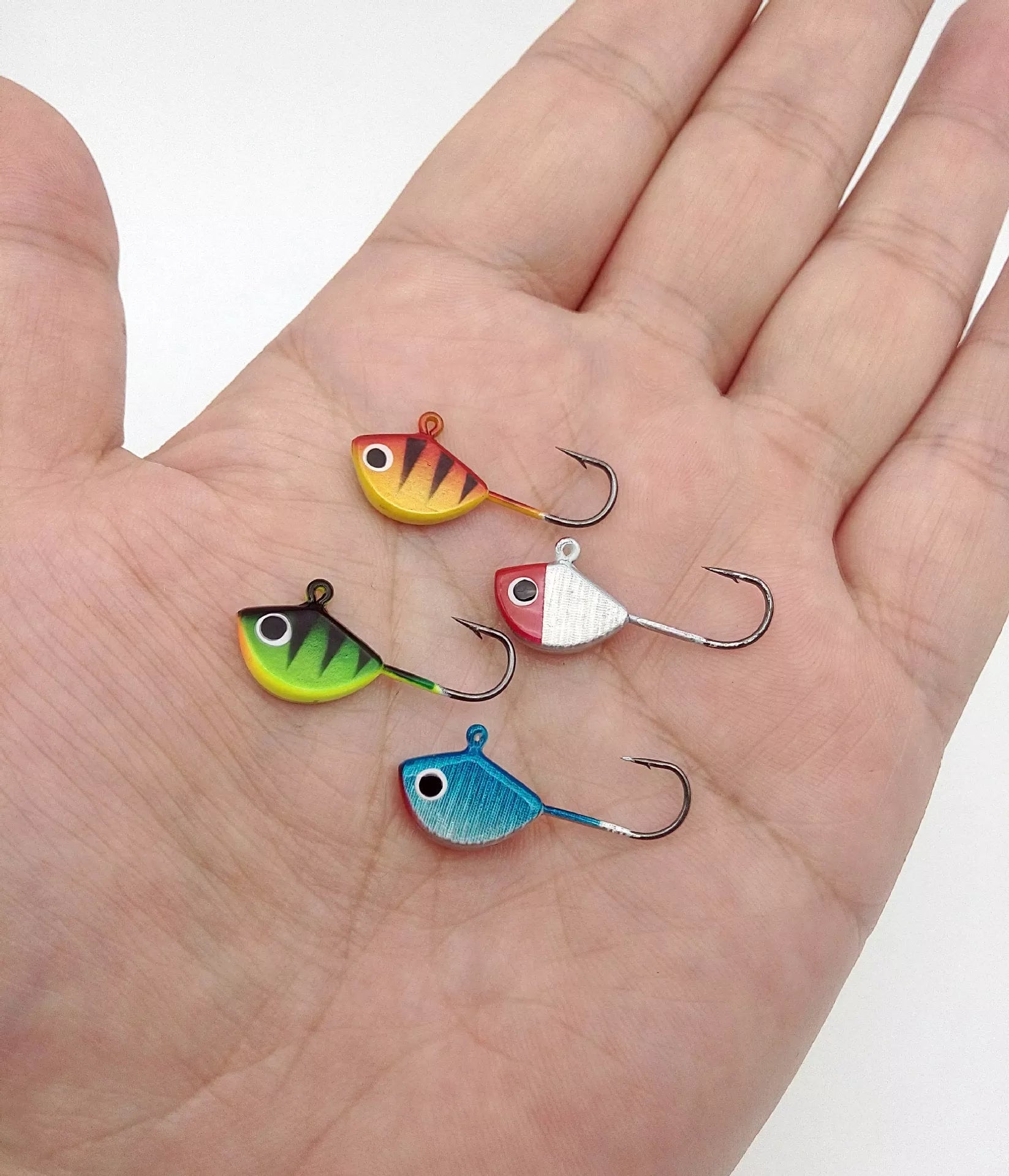 Set of 26 mini lead fish hooks for winter ice fishing, various sizes