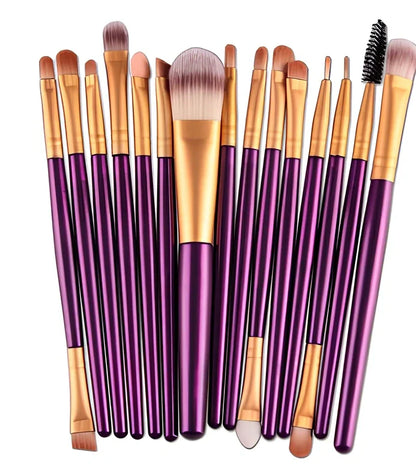 Cosmetic brush kit with 3cm nylon bristles and 14cm plastic handles in multiple colour options