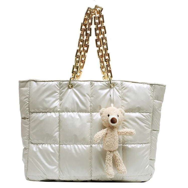 Women's large chain tote shoulder bag in black with 45cm strap, zip fastening and internal pockets