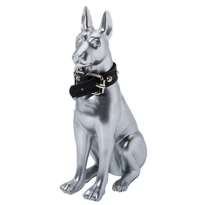 Silver Doberman dog sculpture, hand-made resin animal ornament, 18x10x5cm, for living room decoration