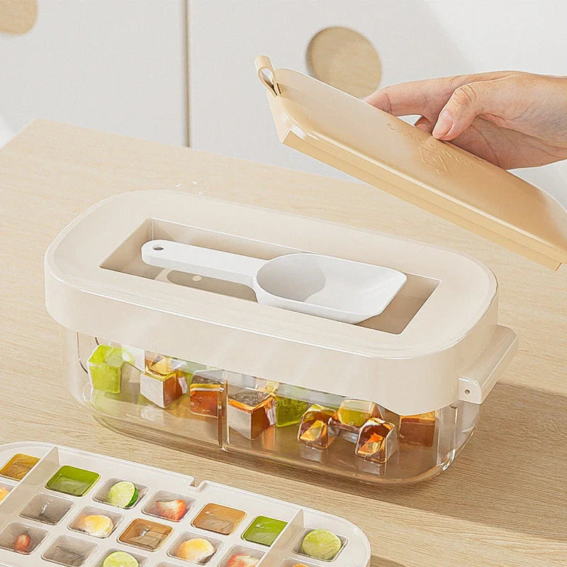 High-Capacity Ice Cube Tray with Shovel - Premium Kitchen Gadget for Effortless Ice Production and Serving