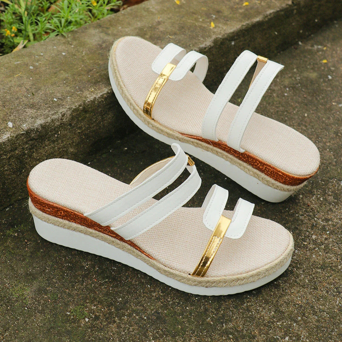 Stylish color block wedge sandals for women, featuring a unique design, comfortable wedge heel, and breathable hemp sole