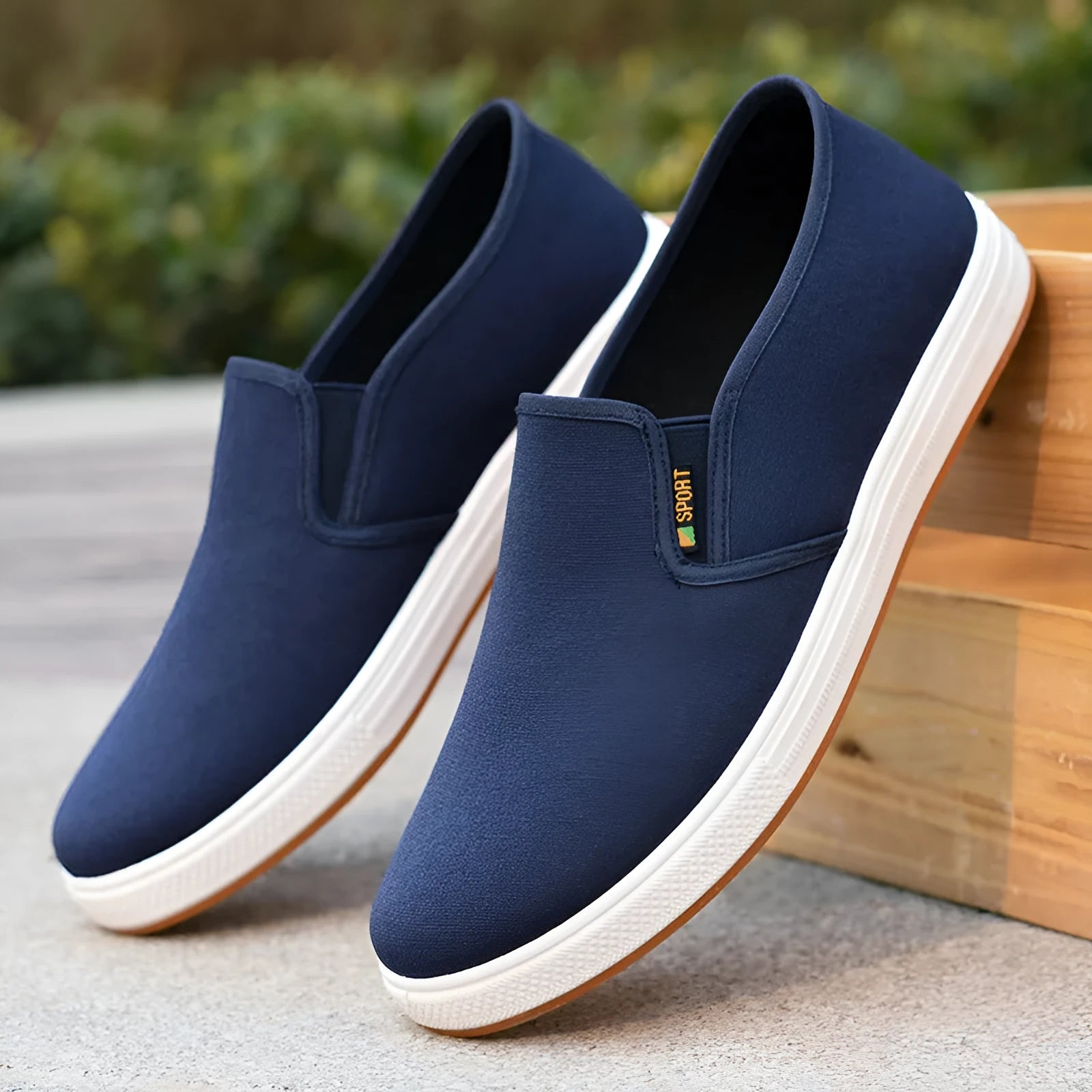 Men's low-top canvas cloth shoes with slip-on design and composite sole in black colour