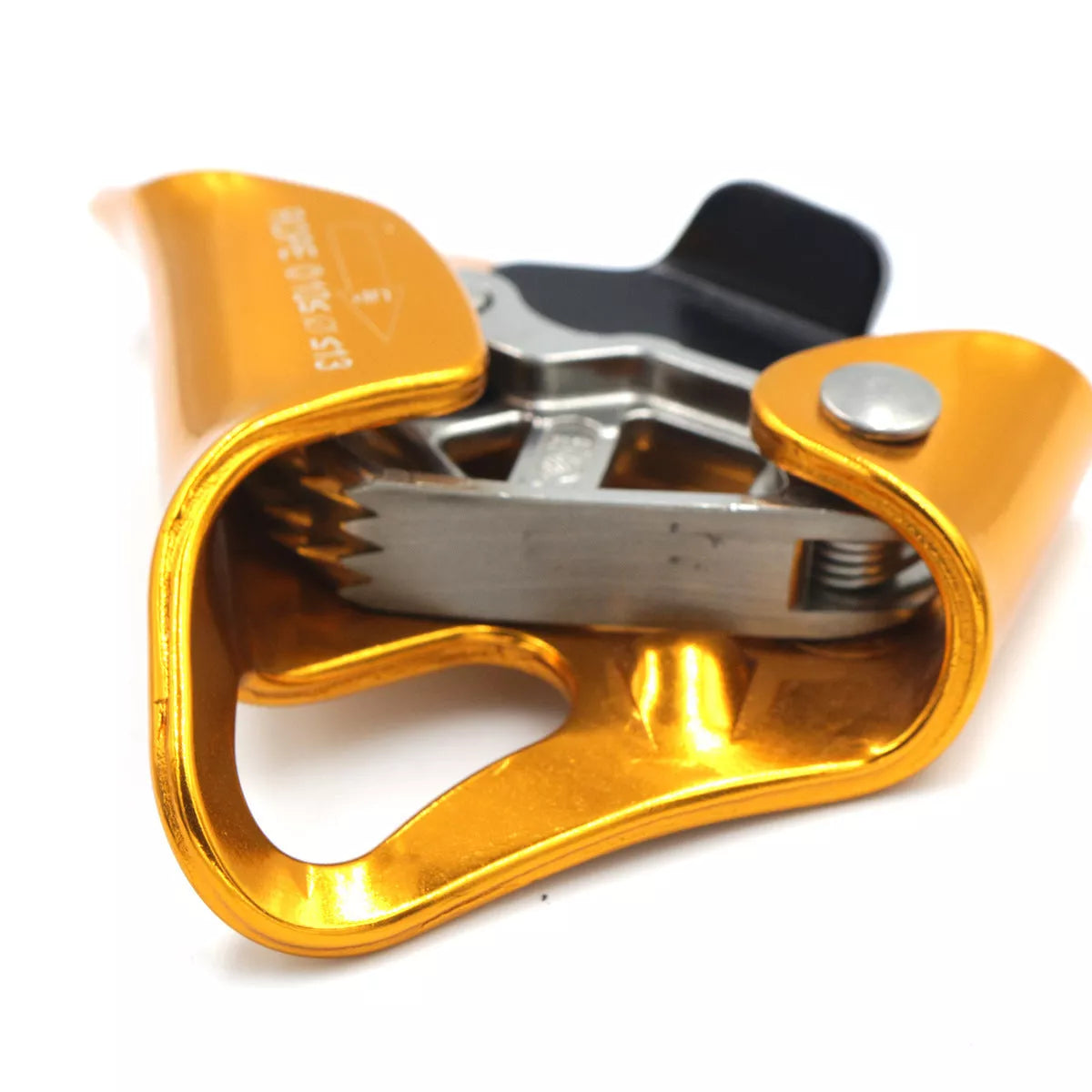 Pre-abdominal ascender for outdoor climbing and rescue, made from 7075 aluminum alloy