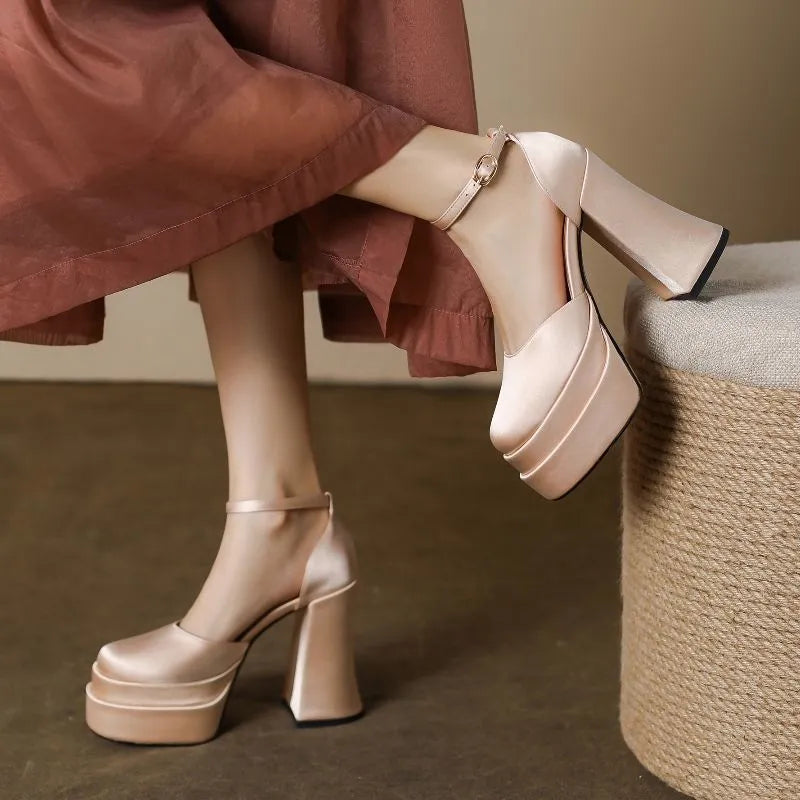Women's white waterproof platform high heels with chunky heel and round toe design