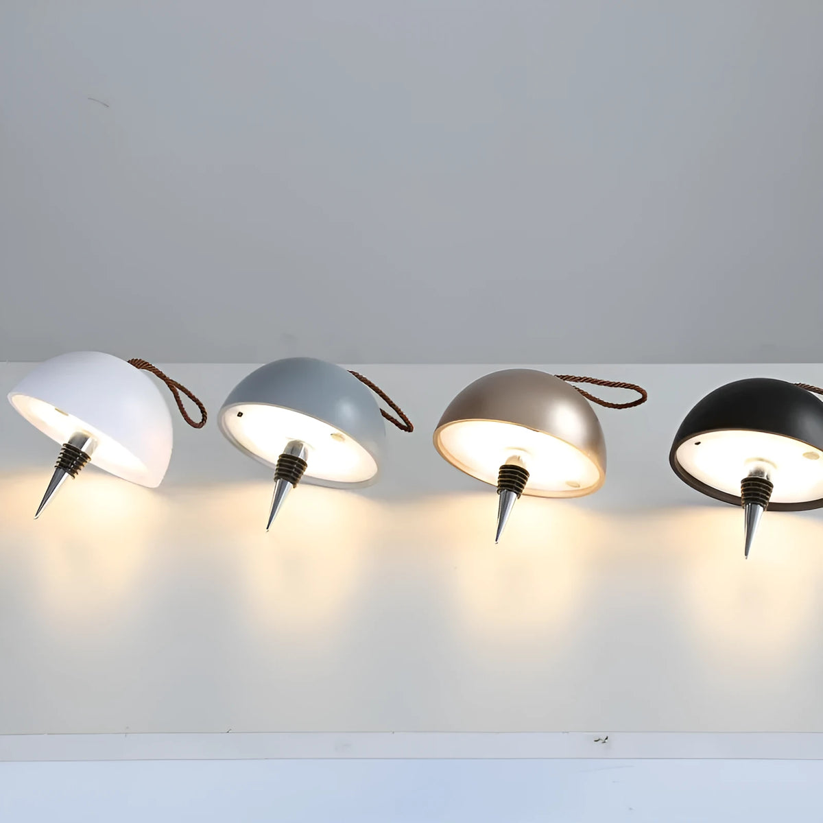 Plug-in wine bottle table lamp with three-colour dimming, PS body, 3W 5V, 113x125mm, in white, black, grey or gold oxide