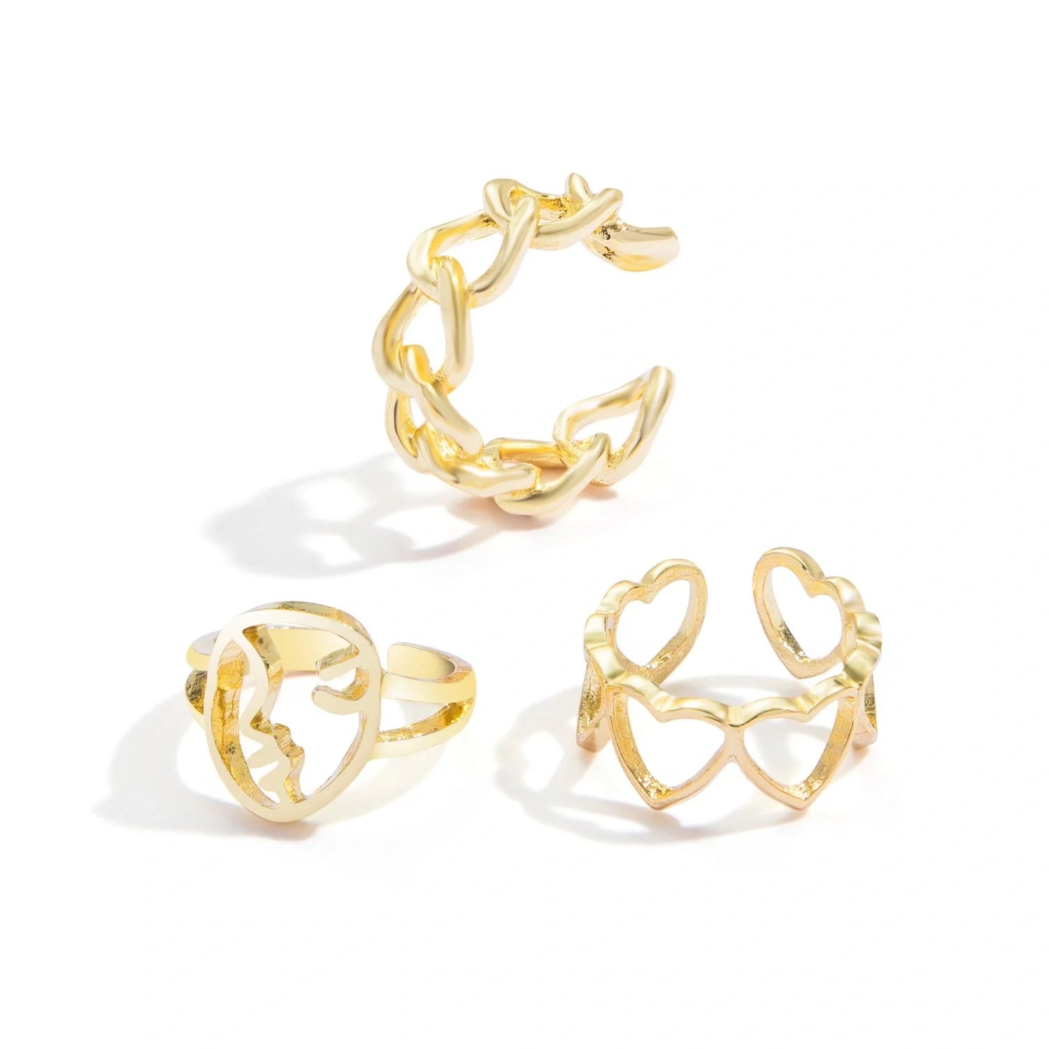 Stylish adjustable butterfly couple rings in punk design, perfect for symbolising love and individuality.