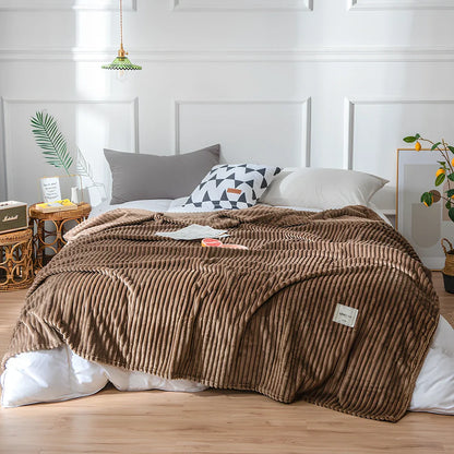 Flannel sheets solid blanket in blue, 150x200 cm size, polyester fiber for cosy bedding warmth